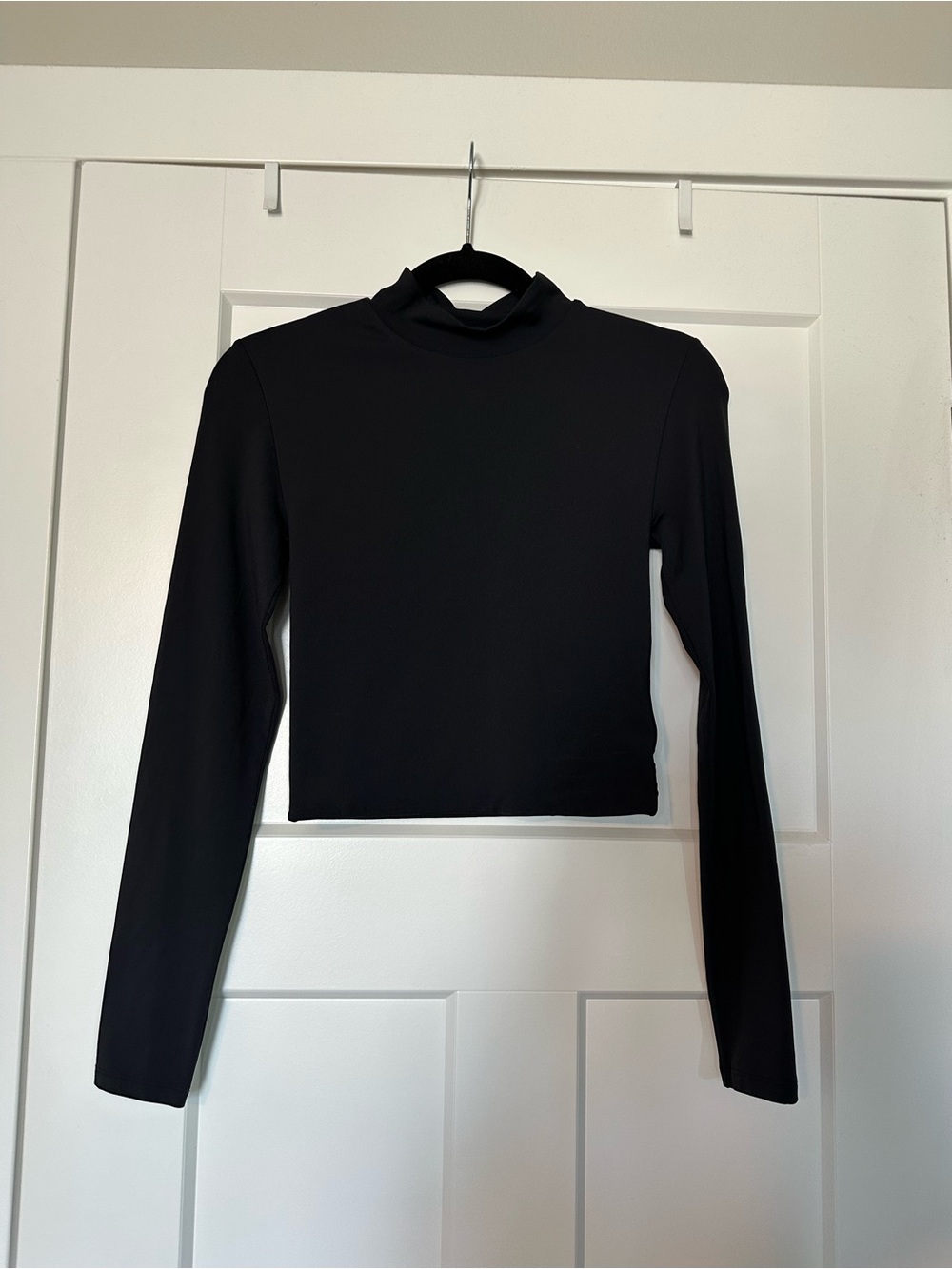 Babaton Black Long-Sleeve Mock Neck Crop Top